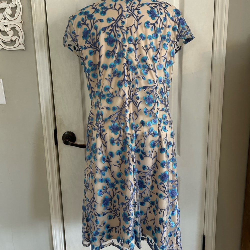 Adrianna Papell Floral Sheath Dress Cream Blue Nude Cap Sleeve Size 14 - Picture 6 of 14